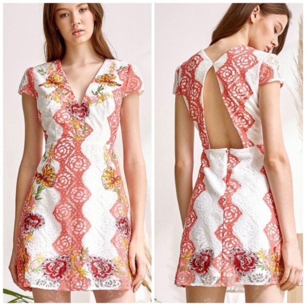 Anthropologie Foxiedox White Pink Yellow Embroidered Cut-out Dress NWT Size M